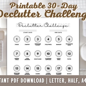 Könnte beinhalten: Druckbare 30-Tage-Entrümpelungs-Challenge-Checkliste mit 18 Kreisen, die von 1 bis 18 nummeriert sind. Jeder Kreis enthält eine Kategorie zum Entrümpeln, wie z. B. Geldbörse, Speisekammer, Kleiderschrank, Toilettenartikel, Make-up, Fernsehbereich, Esstisch, Schublade für Krimskrams, Nachttisch, Reinigungsmittel, Bastelbereich, Terrasse, Medikamentenschrank, Schublade für Socken, Spiele, Wäschefach, Küchenschrank und Bücher. Der Text "Sofortiger PDF-Download | Brief, Halb, A4, A5" befindet sich am unteren Rand der Seite.