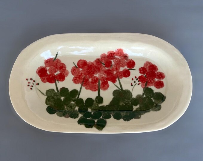 Geranium Oval Plate