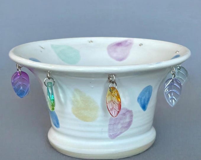 Ava "Charming" Leaf Candy Dish