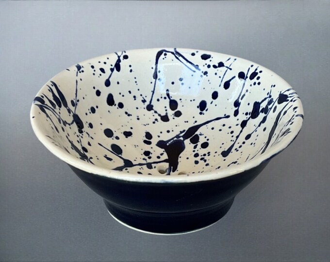 Berry Bowl - Kitchen Shelf