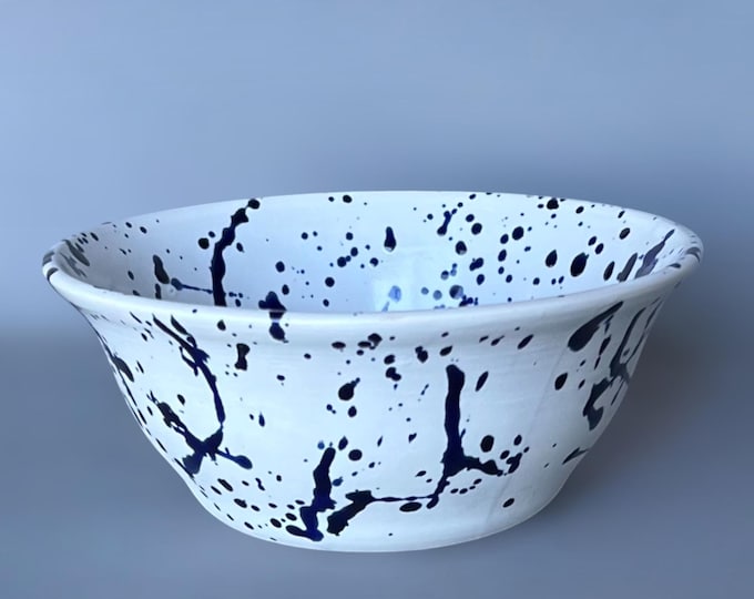 Handmade Splash Bowl: 32 oz Pottery Serving Bowl