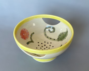 Signature Strainer