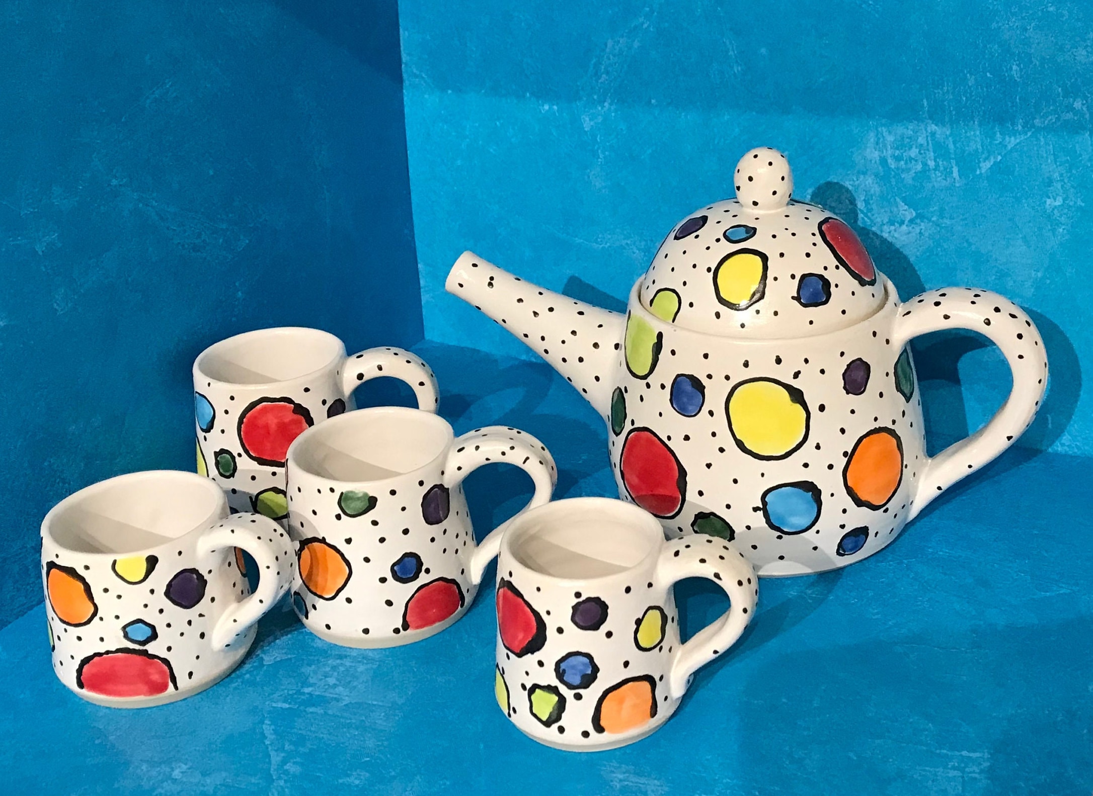 5 Piece Tea Set Art Pottery Teapot and 4 Mugs SIGNED Studio