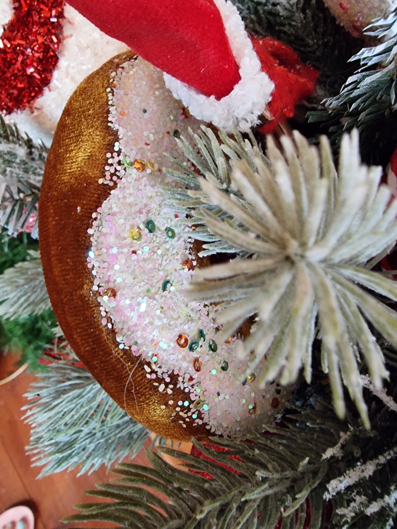 Christmas Luxury Extra Full Garland Gingerbread Candy Cane Prelit