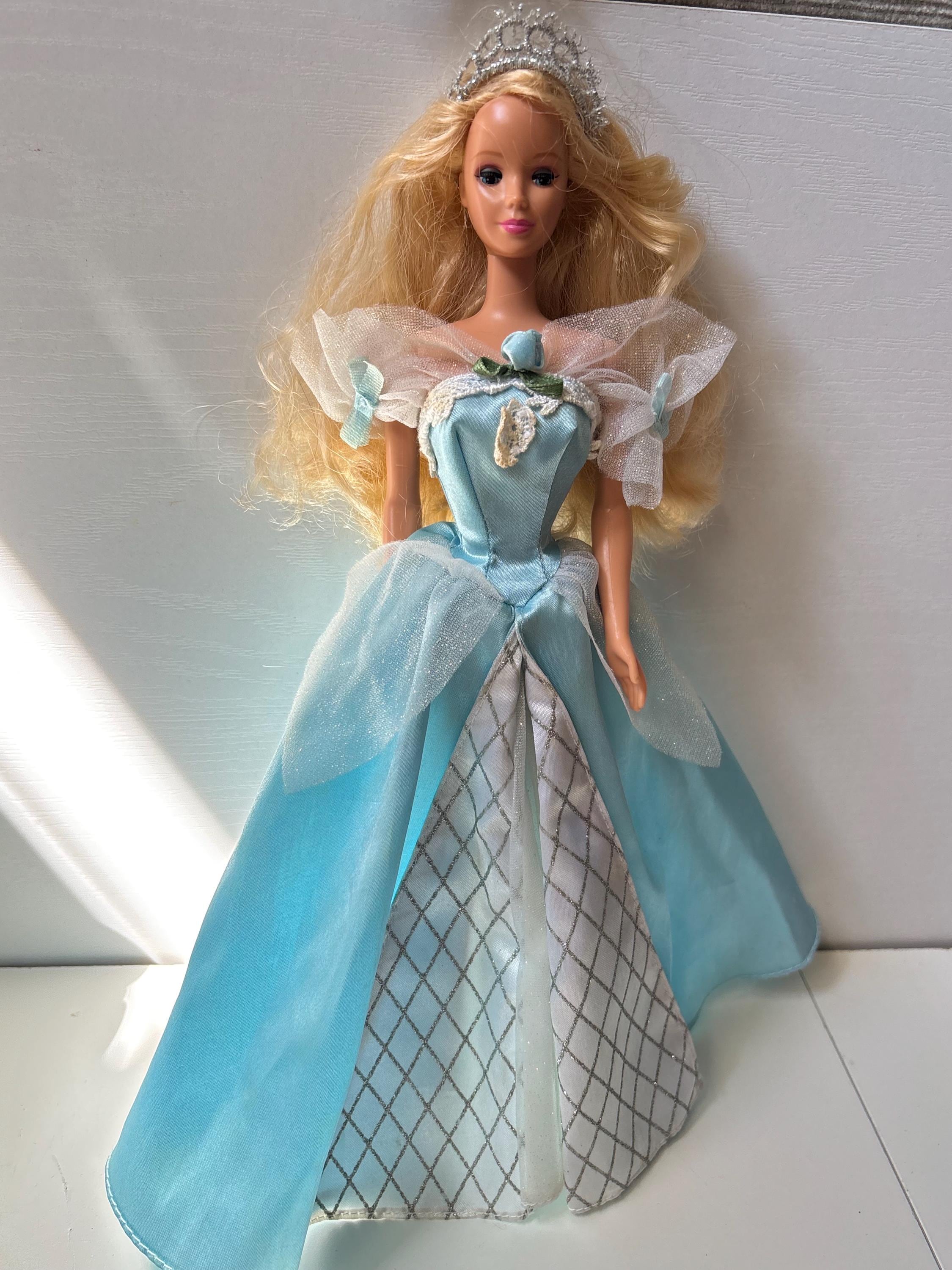 Vintage Sleeping Beauty Barbie - Etsy