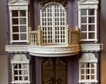 Calico Critters Elegant Town Manor Retired Dollhouse Purple Sylvanian Families Town Series