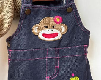 Babyflicka Jeansklänning med sockapa och söt karaktär, 6 månader lång overallklänning