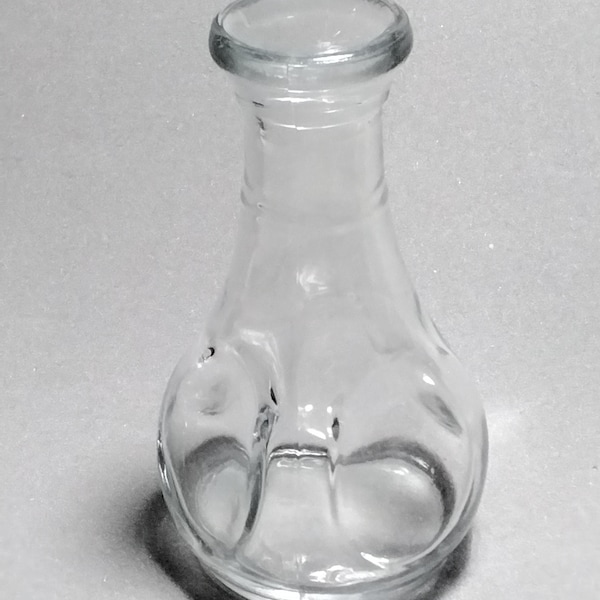 Glass Pinch Bud Vase for mini glass flowers of 4" or 5" height, clear