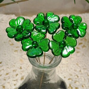 Glass 4 leaf Clover Shamrock, Luck of the Irish, kelly green handblown lampwork plant pick on 5in wire. bouquet, Irish gift, approx 3/4inch Set/5