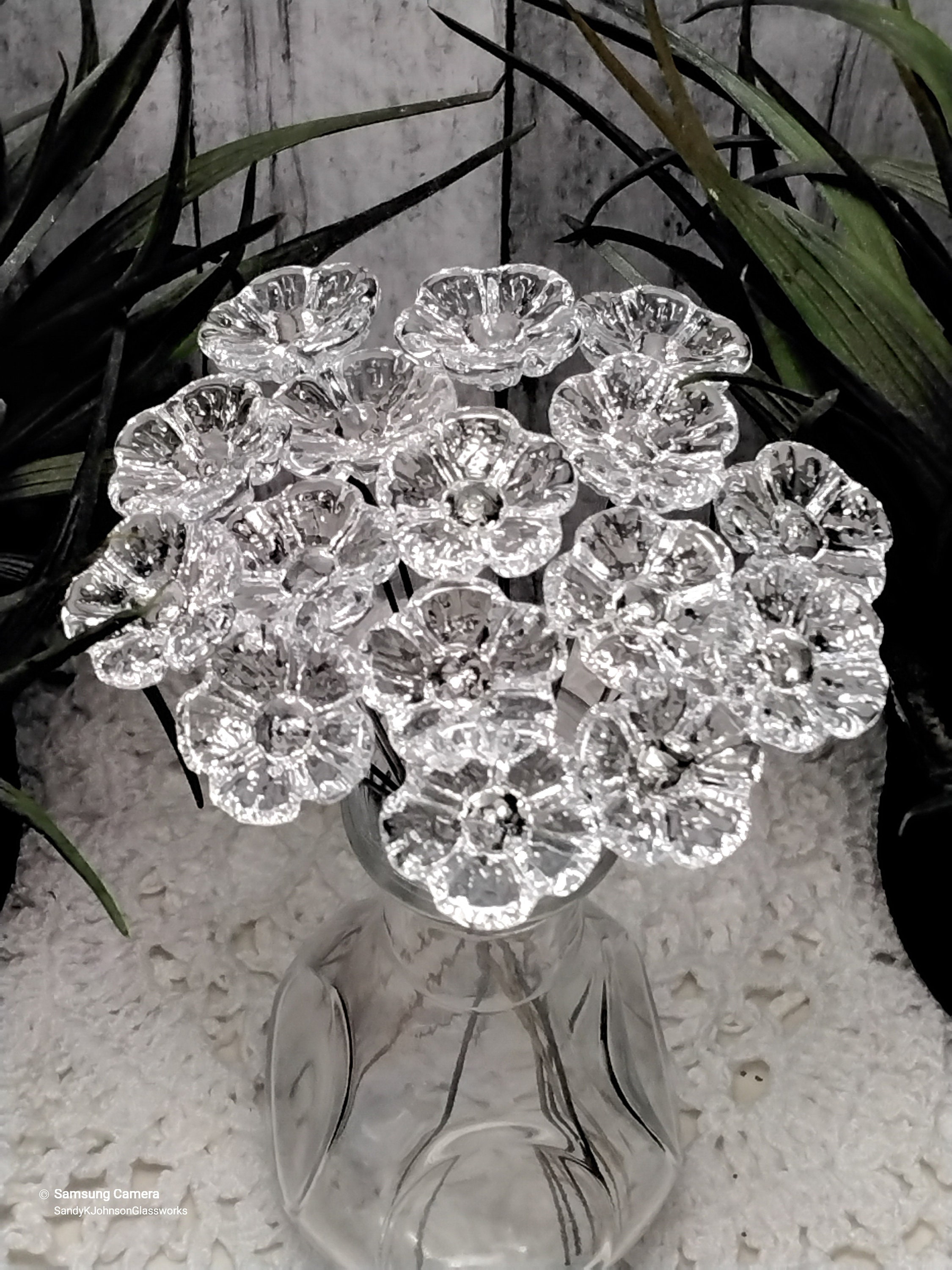 Clear Crystal Lead 365 UV Reactive Glass Flowers; Mini Tiny Small