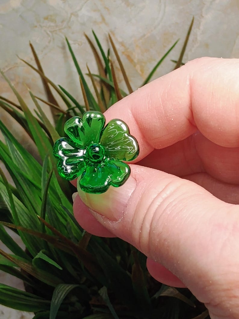 Glass 4 leaf Clover Shamrock, Luck of the Irish, kelly green handblown lampwork plant pick on 5in wire. bouquet, Irish gift, approx 3/4inch image 4