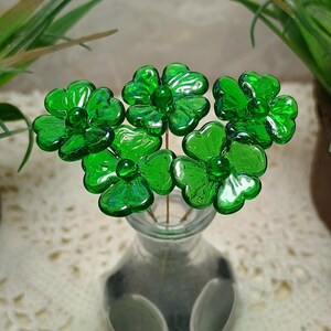 Glass 4 leaf Clover Shamrock, Luck of the Irish, kelly green handblown lampwork plant pick on 5in wire. bouquet, Irish gift, approx 3/4inch image 13