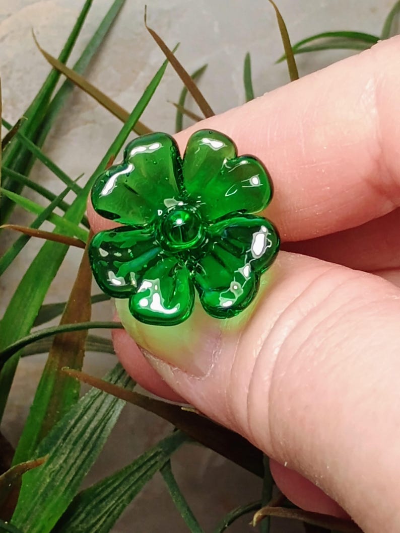 Glass 4 leaf Clover Shamrock, Luck of the Irish, kelly green handblown lampwork plant pick on 5in wire. bouquet, Irish gift, approx 3/4inch image 5