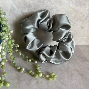 Sage Green Silk Scrunchies , Silk Scrunchies, Scrunchies, Sage Scrunchues, Bridesmaid Gifts, Hair Accessories