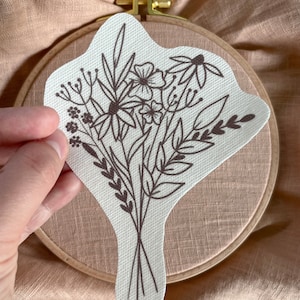 Embroidery picture, stick and stitch, water-soluble, solufix, dried flower bouquet, embroidery template, embroidery, diy, handmade