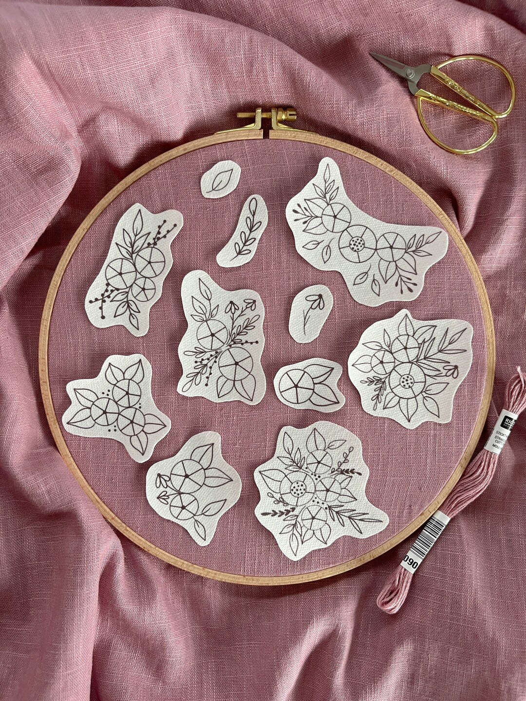 4 Blatt Stickvlies Mit Blumen-Motiven | Wasserlösliche A4 Vorlagen Für Handstickerei