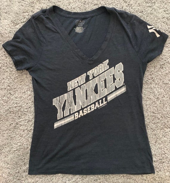 New York Yankees Shirt Women Medium Victorias Secret Pink Raglan Jersey  Baseball