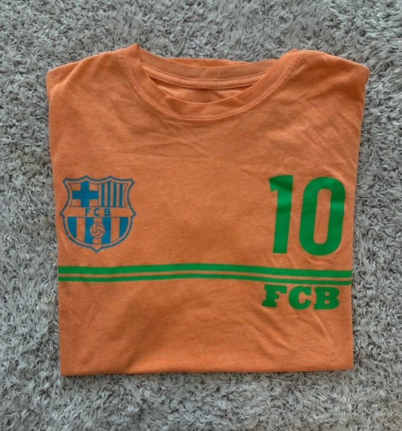 Lionel Messi FC Barcelona Jersey T-Shirt. Medium. Off… - Gem