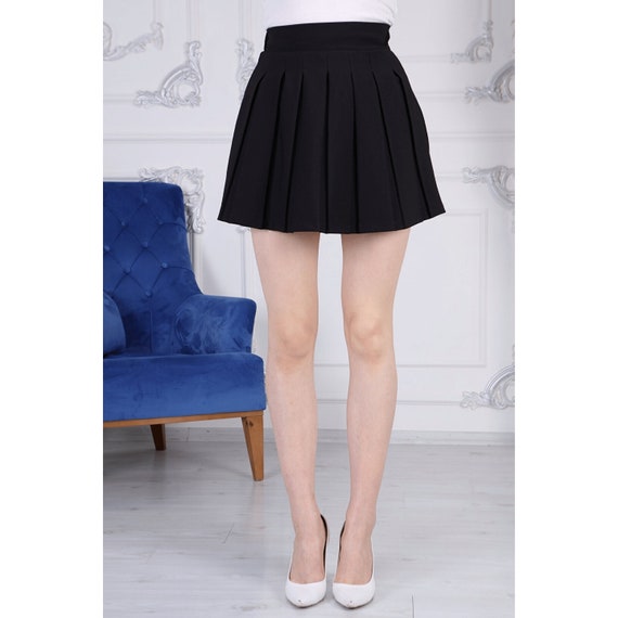 womens black tennis skirt