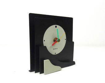 Rare mid century postmodern 80s pop art memphis age desk clock