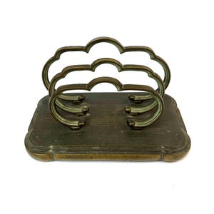 Organizador porta cartas antiguo y raro de bronce fundido Art Nouveau con sello de Berlín