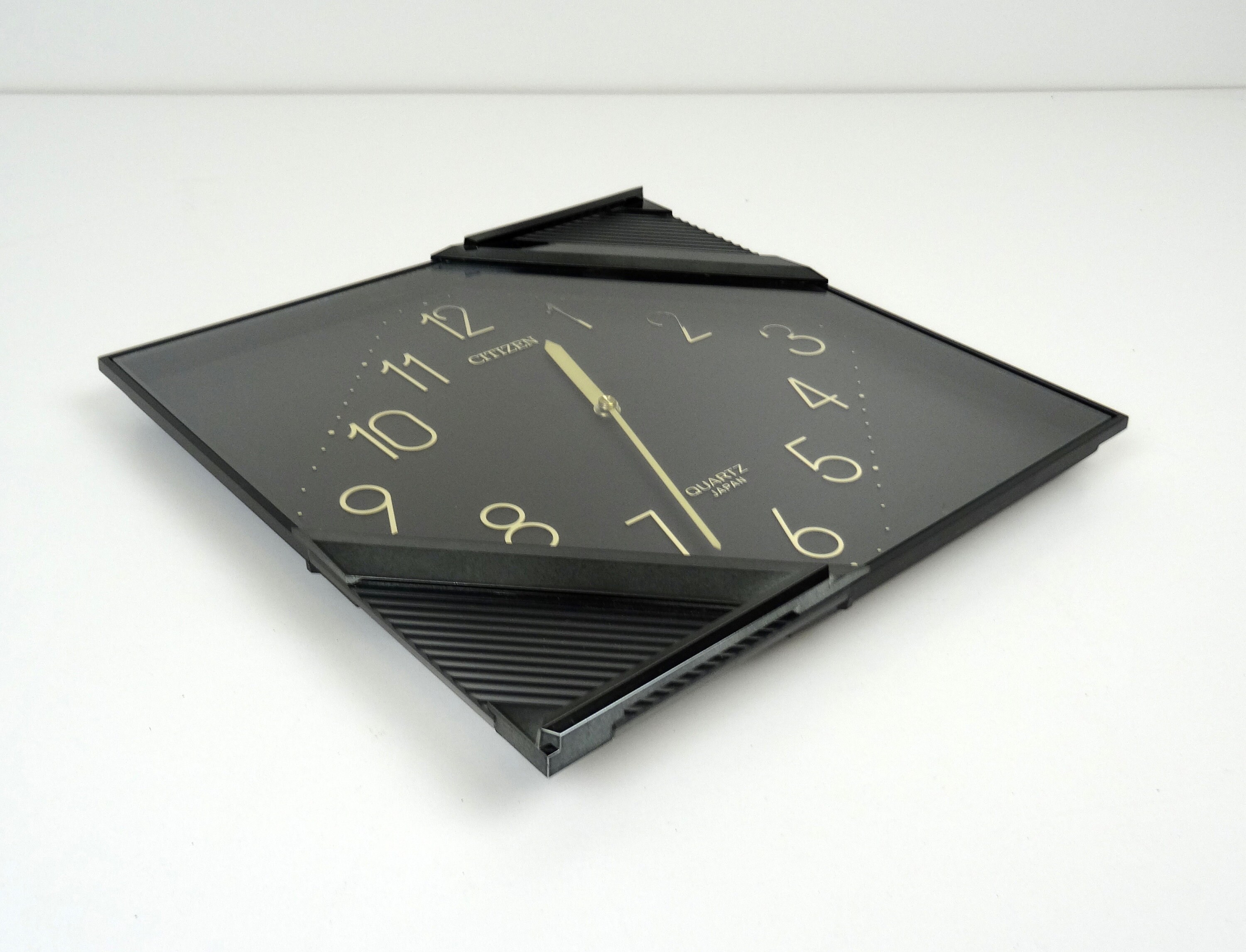 CITIZEN Postmodern Mid Century 80s Black & Gold Memphis Age Wall