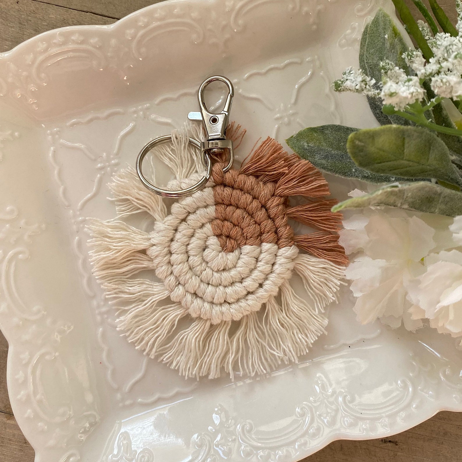 Macrame Two Color Spiral Keychain . Macrame Spiral Keychain . Etsy