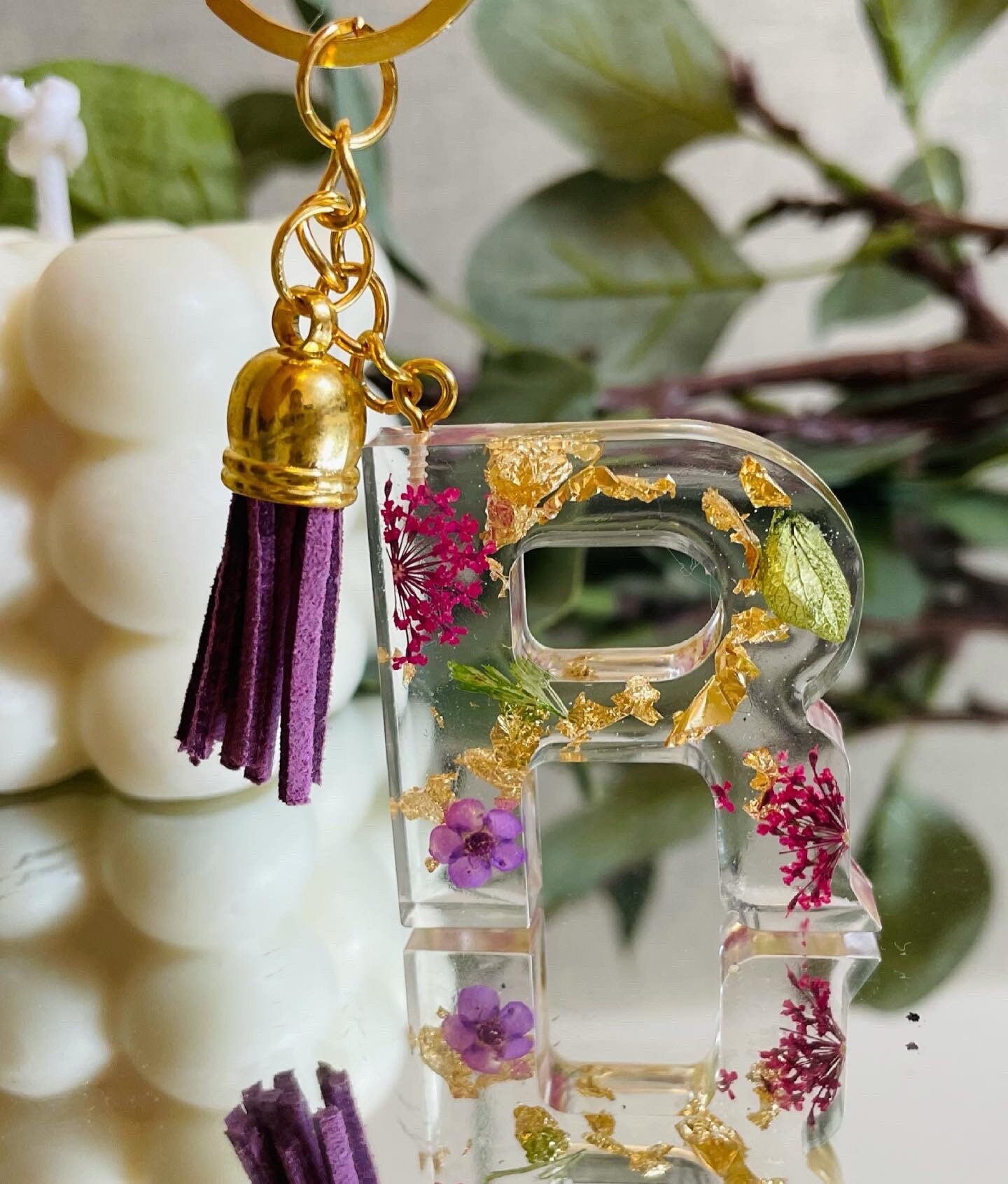 Personalized keychain made of epoxy resin with dried flowers Etsy