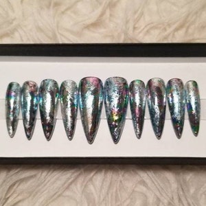 Press On Nails - Iridescent Nails -  Blue - Green - Purple - Silver - Reflective Nails - By GLEESH Nail Boutique