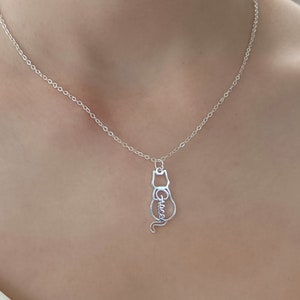 Custom Named Cat Necklace, Personalized Cat Named Necklace, Cat Silhouette Jewelry, Pet Cat Memorial Gift, Pet Name Necklace, Cat loss Gift