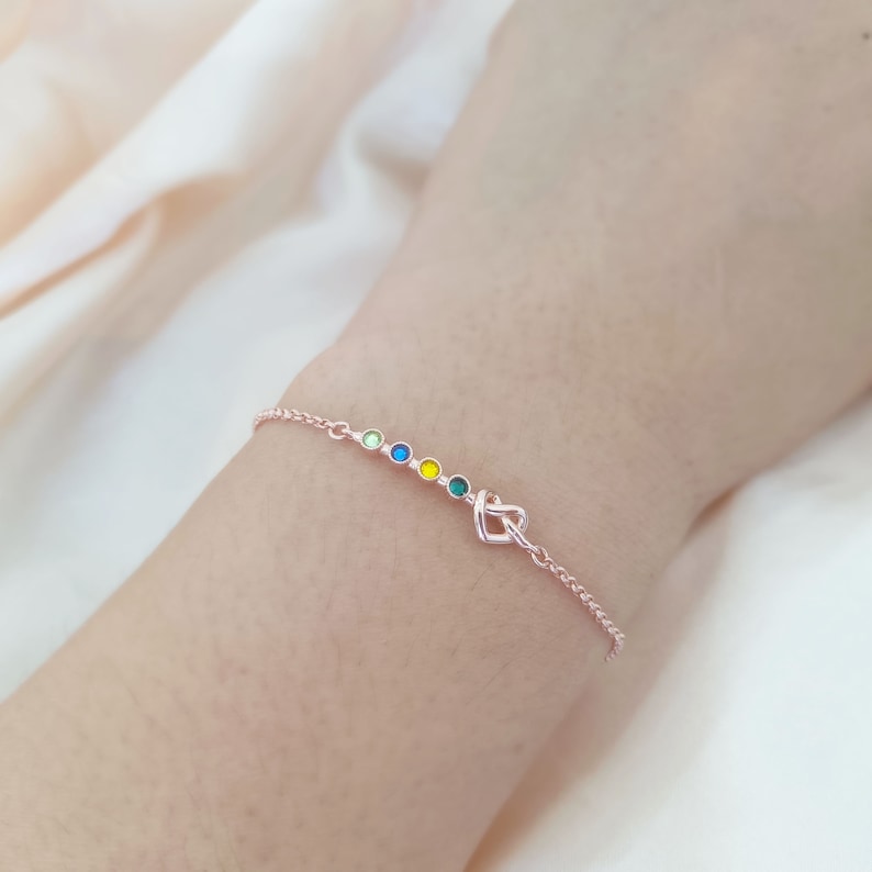 Family Birthstone Bracelet, Personalized Birthstone Bracelet, Dainty Bracelet, Birthstone Jewellery, Gifts for Mom, Birthday Gift zdjęcie 5