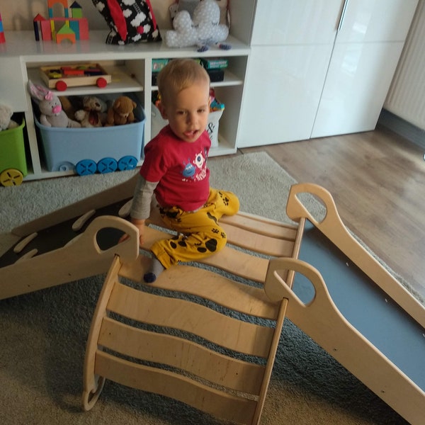 Bascule en bois avec toboggan et mur d'escalade + table pour bébé ensemble 4 en 1 pour enfants, ensemble toboggan et balançoire en bois, ensemble de jouets en bois