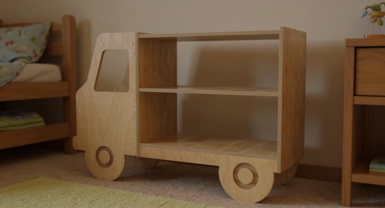 Libreria a forma di camioncino in legno per bambini, organizer per giocattoli Montessori, libreria per cameretta, scaffale per la stanza dei giochi dei più piccoli, mobili in legno per bambini. immagine 6