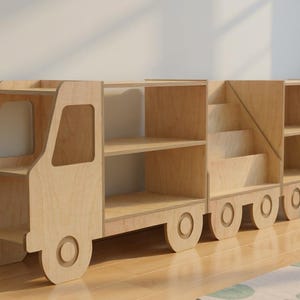 Libreria a forma di camioncino in legno per bambini, organizer per giocattoli Montessori, libreria per cameretta, scaffale per la stanza dei giochi dei più piccoli, mobili in legno per bambini. immagine 17