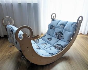 Bascule en bois avec ours en option sur les planètes, toboggan mural d'escalade et arche d'escalade de table, balançoire en contreplaqué Montessori grimpeur