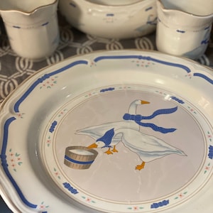 1987 Newcor Blue Geese Stoneware Thailand 6005 Countryside 12 in Serving Platter/Chop Plate