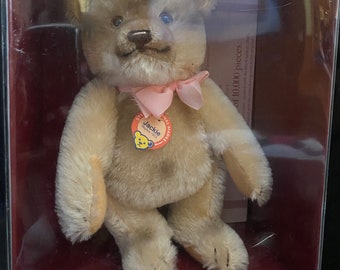 Jackie 1953 Steiff 1986 Réplica Botón en la oreja Caja original 190/25 Geniune Mohair Hecho en Alemania Occidental