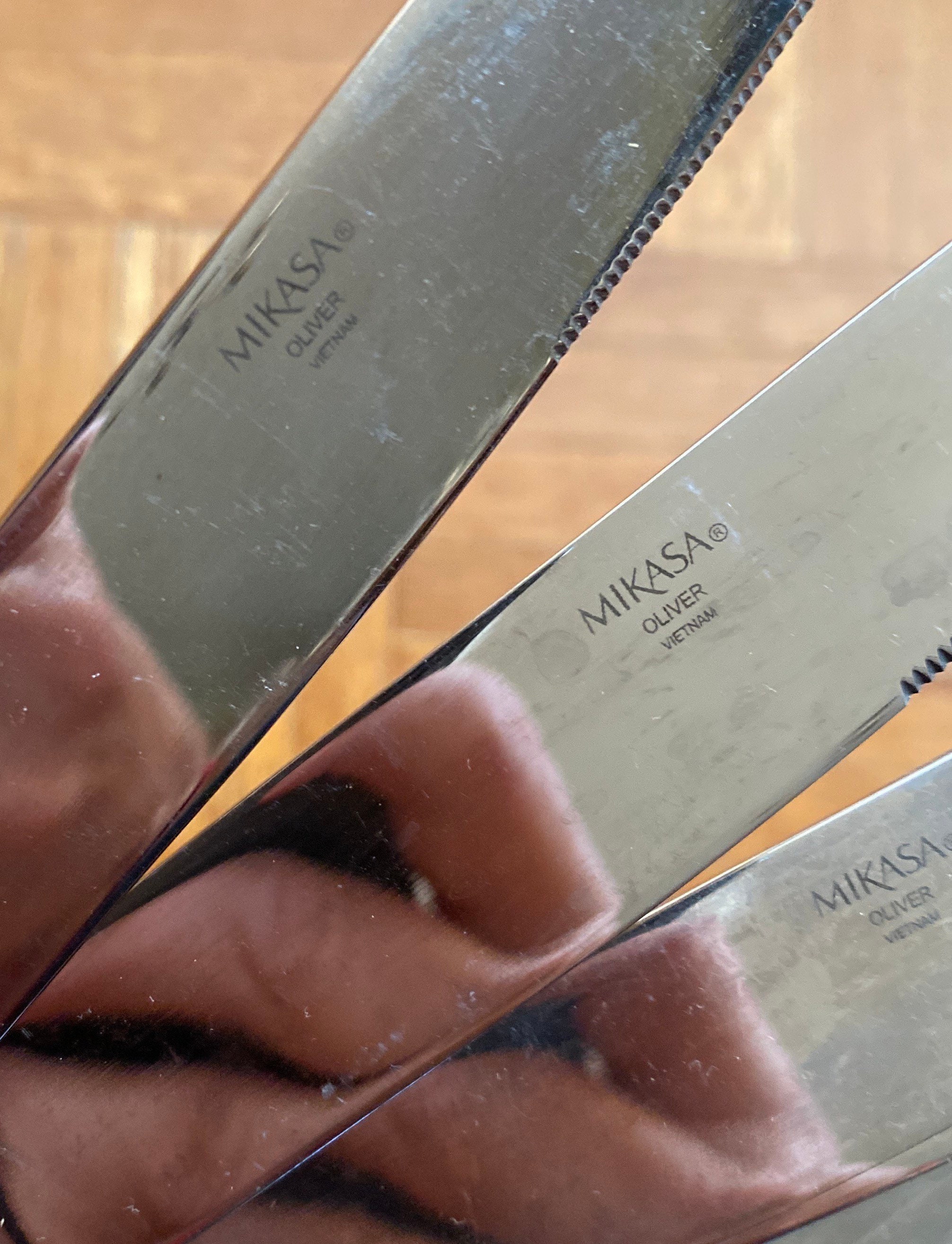 Mikasa Oliver 18/10 Stainless 9.5 Inch Knife Set of 6 French Solid Knife  Hammered Handles 