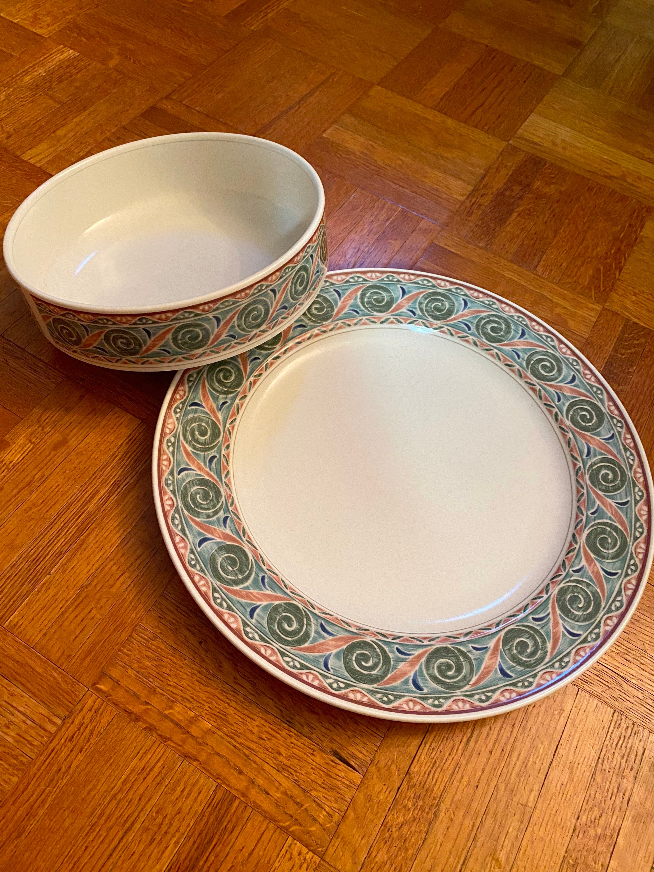 Rare Mikasa Intaglio Tangier Serving Set CAA32 5 Piece Serving Set in Original Box Malaysia