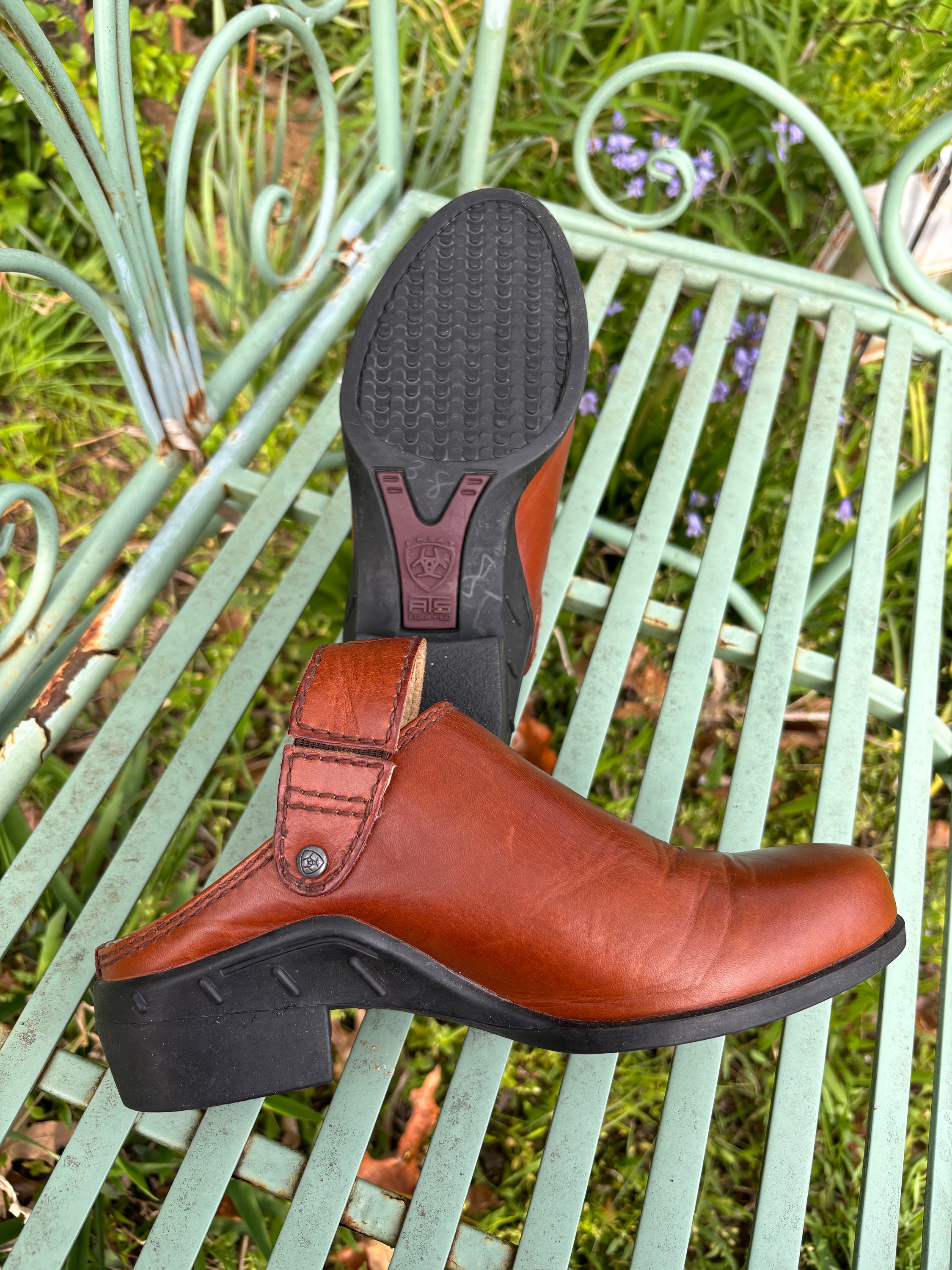 Ariat clogs deals
