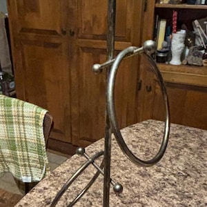 Towel Holder Free Standing Stand for Hand Towels Tea Towels Decorative Vintage MCM