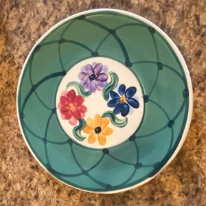 Vintage Gail Pittman Salad Dessert Plate Hand Signed Daisy Chain Dinnerware 1993
