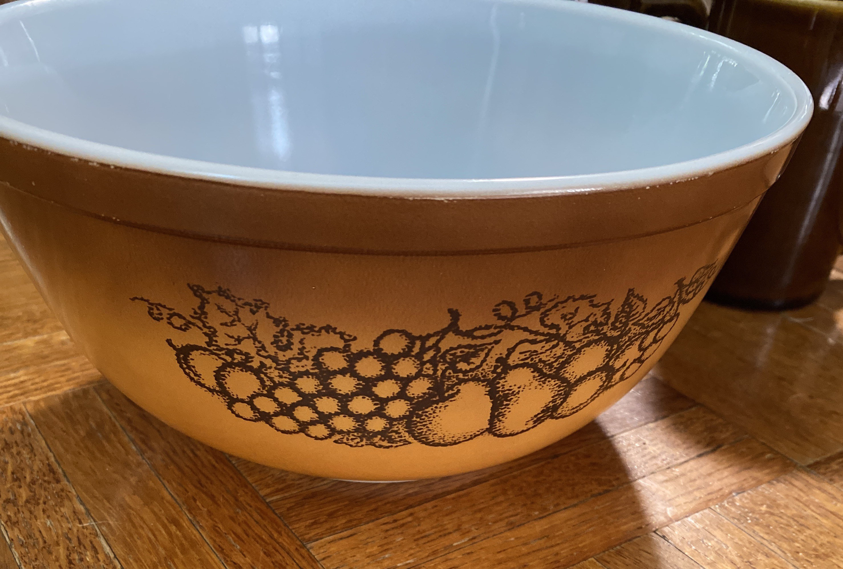 Vintage Pyrex Large Old Orchard Brown Set of 2 Matching Nesting
