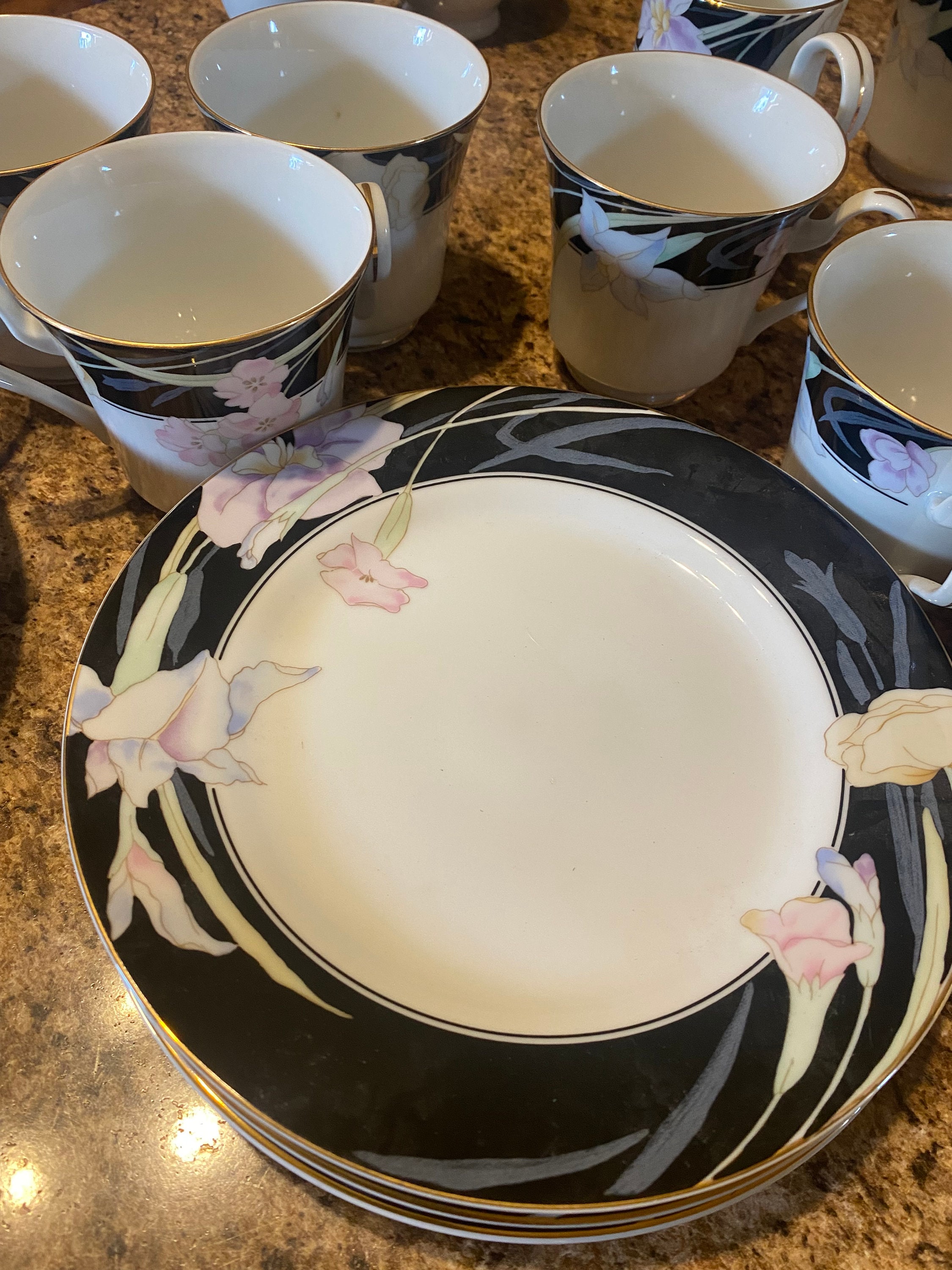 Mikasa Charisma Black Dinnerware L 9050 Vintage Gold Rim - Etsy