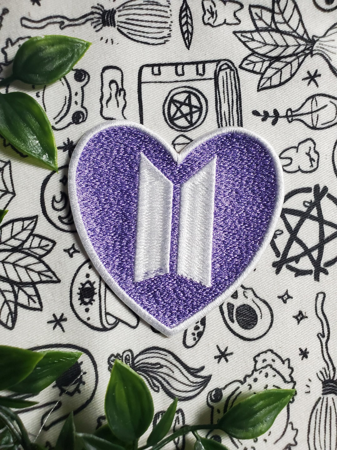 Parche termoadhesivo de corazón morado de BTS - Etsy México, image size:1080x1440