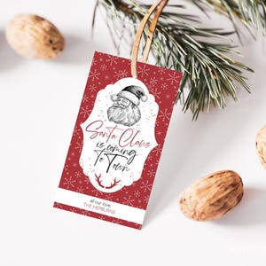 Modelo de etiqueta para presente de Natal do Papai Noel, etiqueta para presente do Papai Noel, etiqueta para presente do Papai Noel está chegando na cidade, modelo de etiqueta para feriado, editável