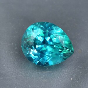 HUGE Flawless 25.30 Ct Natural Bi-Color Ceylon Parti Sapphire Pear Cut Gemstone GIT Certified Making Jewelry and Ring product Precious