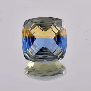 17 x 17 MM Flawless 20.10 Ct Natural Ceylon Bi-Color Sapphire GIT Certified Heart Touching Master Cut Gemstone Use Making Ring Pendent Tool
