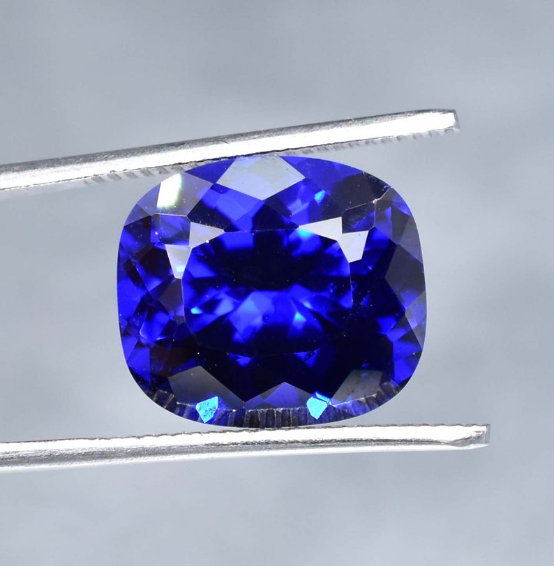 Makelloses 14.30 Ct Natürliches Royal DARK Blue Tanzanit Kissen Schliff Lose Edelstein GIT zertifizierte Kostbare BOMBe Feuer und Herz berührender Edelstein Bild 1