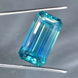 HUGE Flawless 35.65 Ct Natural Bi-Color Ceylon Parti Sapphire Emerald Cut Gemstone GIT Certified Making Jewelry and Ring product Precious
